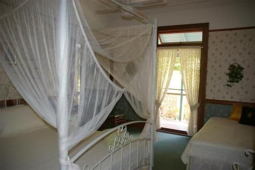 Provincial Double Room with Shared Bathroom