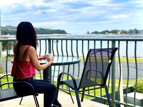 Apartment with Lake View
