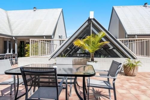 Byron Central Apartments1