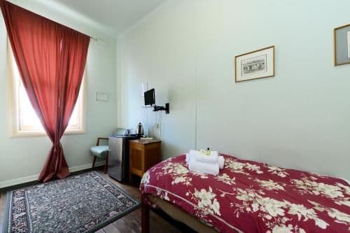 Single Room with Shared Bathroom