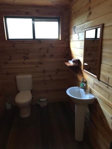 Tallow-wood Spa Cabin