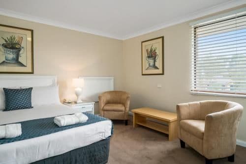 Deluxe Queen Room