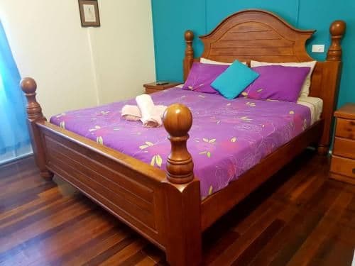 Double Room with Shared Bathroom - Florence Bay