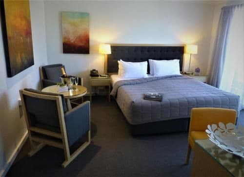 King Room with Spa Bath