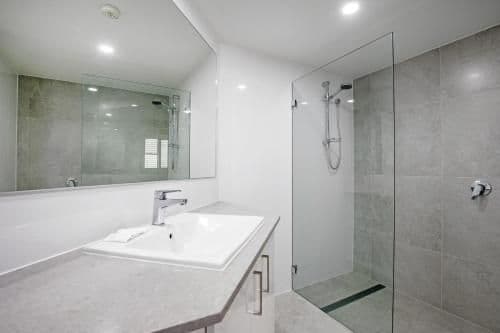 Superior Three-Bedroom Beachfront Apartment
