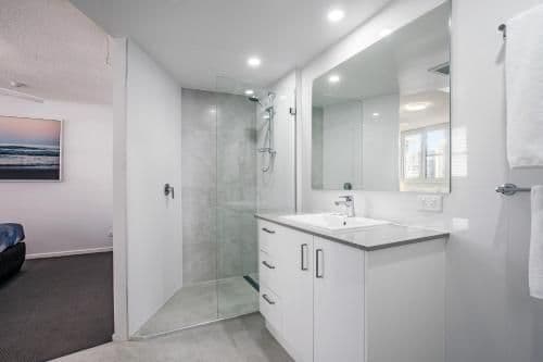 Superior Three-Bedroom Beachfront Apartment