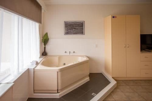 Deluxe Double Room with Spa Bath