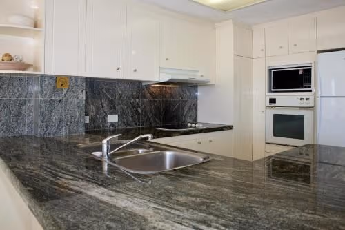 Two-Bedroom Apartment with Spa Bath