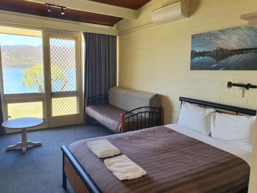 Lake Front Queen Room