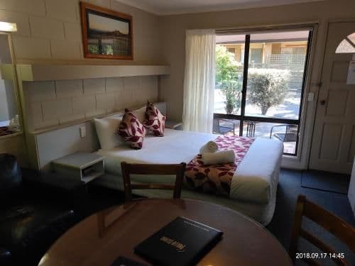 One-Bedroom Apartment (4 Adults)