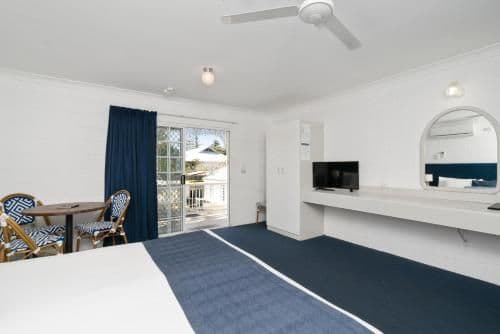 Deluxe Family Suite