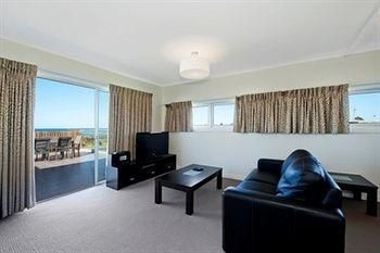 เดอะอพอลโล่อพาร์ตเมนท์ (The Apollo Apartment)0
