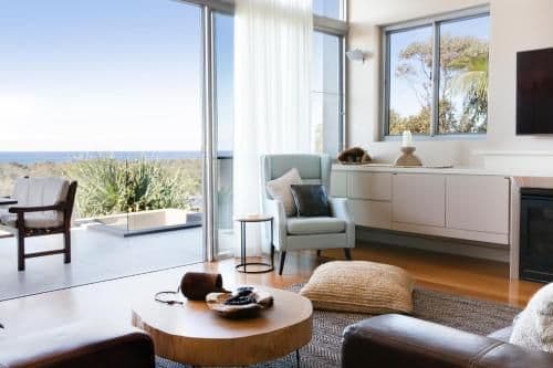 Three-Bedroom House - Vue