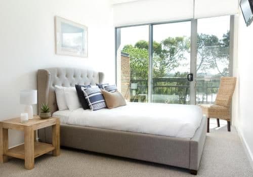Three-Bedroom House - Vue