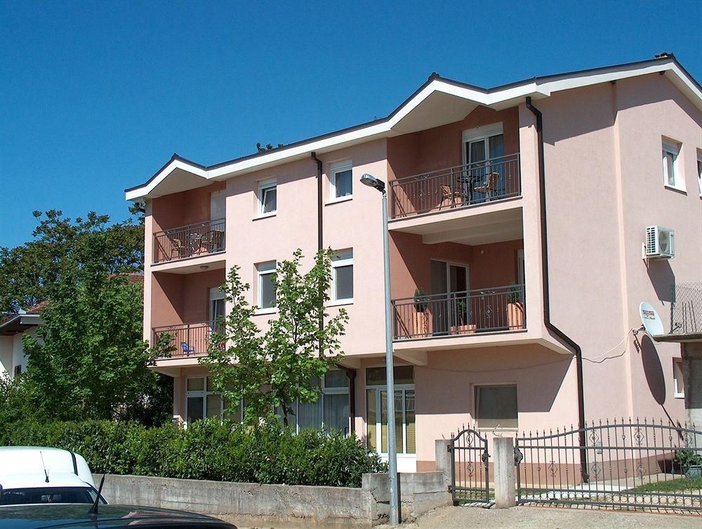 Villa Petra0