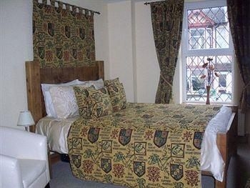 Minstrel's Rest0
