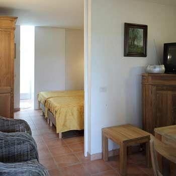 Elckerlyck Inn Hotel1