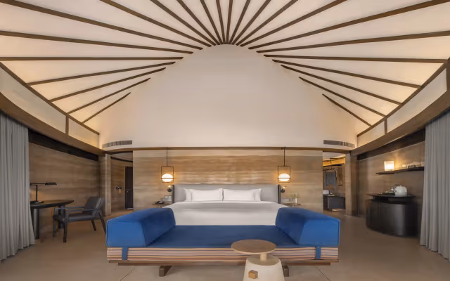 Lagoon Villa