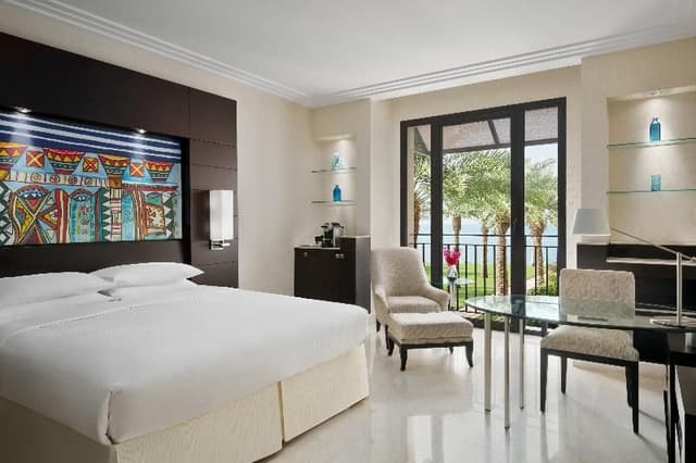 SUITE EXECUTIVE
