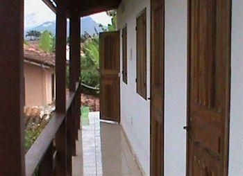 Pousada Chez Re0