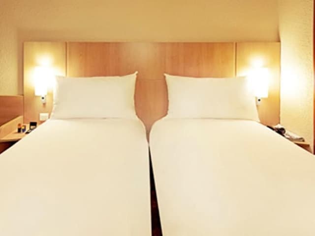 Double or Twin STANDARD