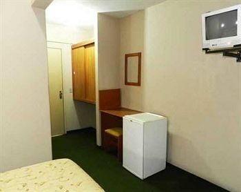 Ambassador Palace Hotel4