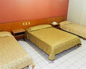 Ambassador Palace Hotel3