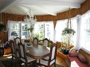 Auberge Bonne Nuit-Bonjour Bed & Breakfast2