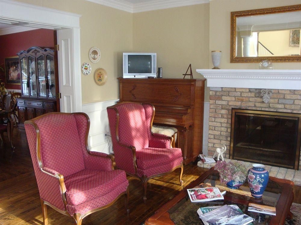 DownHome Bed & Breakfast2