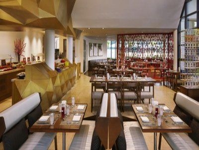 Jumeirah Creekside Hotel4