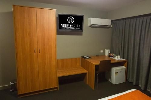 Gladstone Reef Hotel Motel2