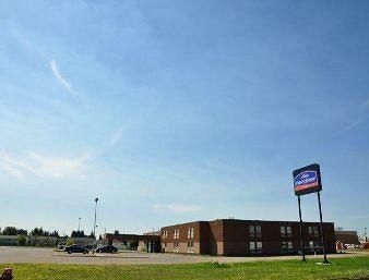 Howard Johnson Melville3