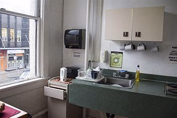 Cambie Seymour Hostel0