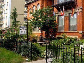 VICTORIAS MANSION1
