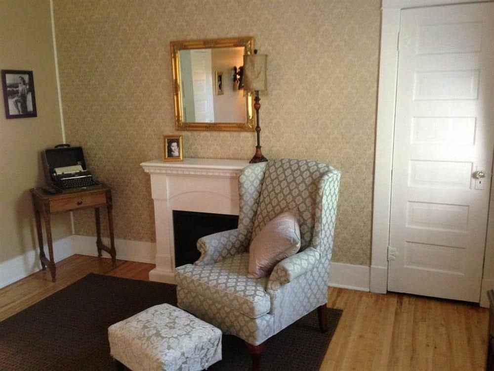 Charles Street B&B Charles Street B&B