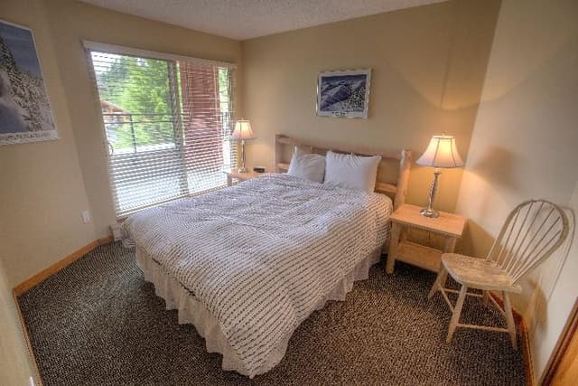 DOUBLE TWO DOUBLE BEDS