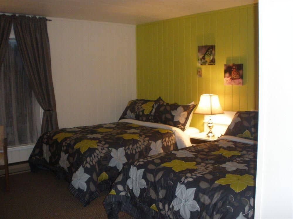PICCADILLY MOTEL GOLF SUITES PICCADILLY MOTEL GOLF SUITES