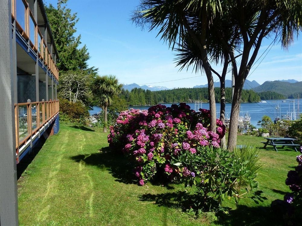 Tofino Harbourview Motel2