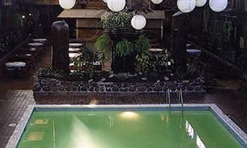 Fort Nelson Hotel1
