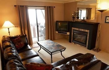 Rocky Condos4