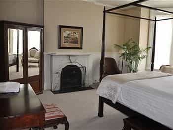 Auberge Victoria Rose Inn