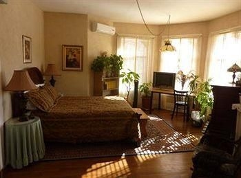 Auberge King Edward Bed and Breakfast3