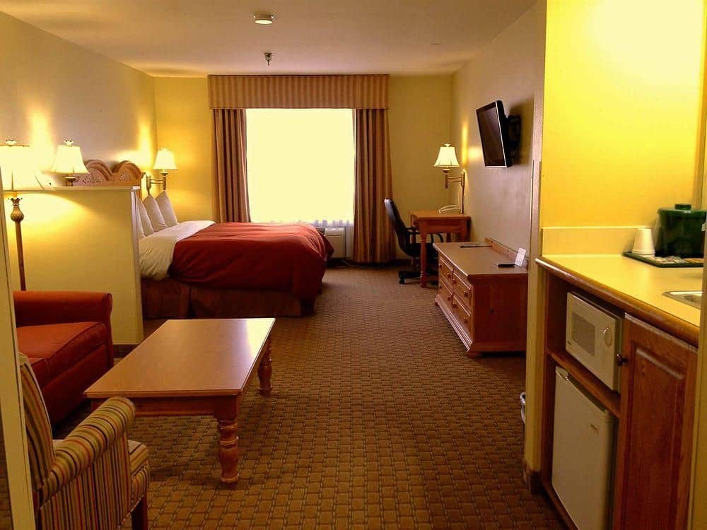 Simply Home Inn & Suites Simply Home Inn & Suites