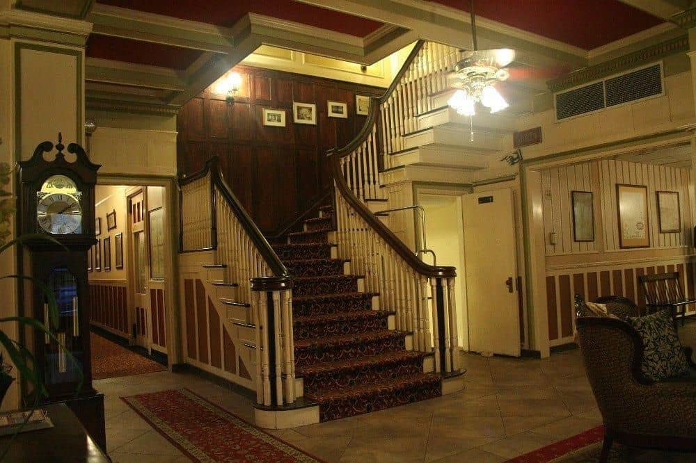 Yankee Pedlar Inn Yankee Pedlar Inn