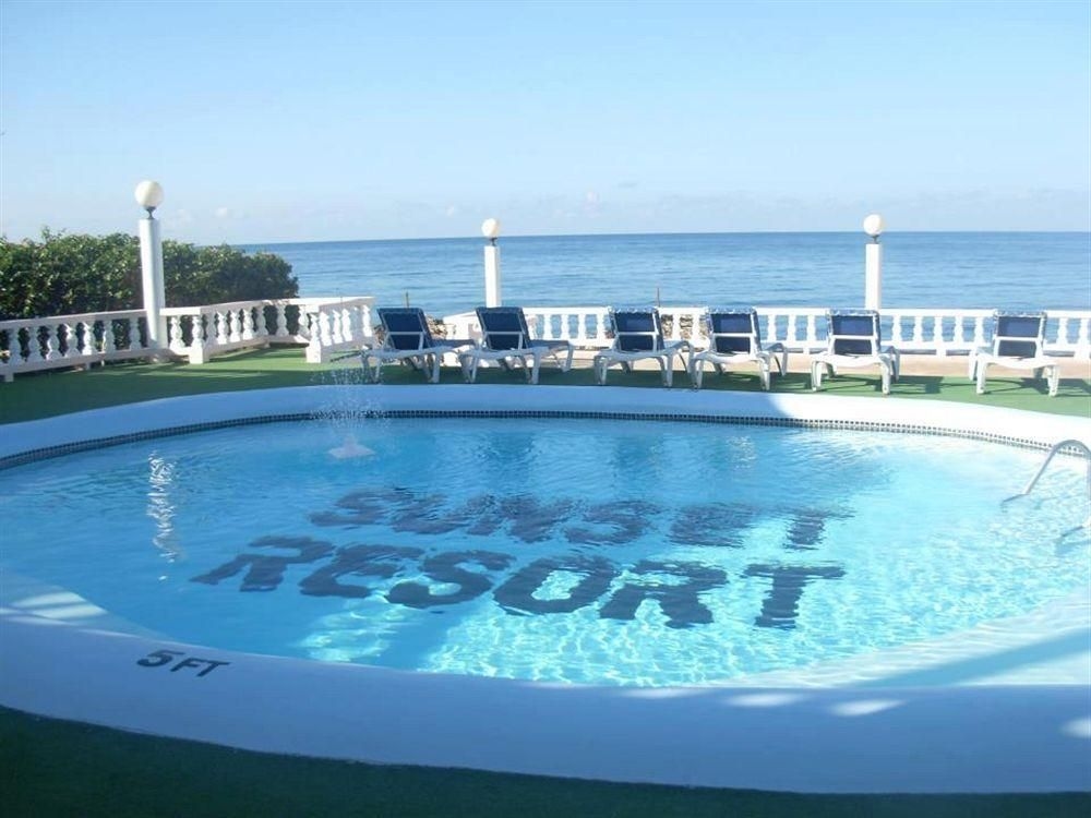 Sunset Resort2