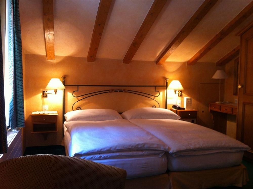HOTEL ROMANTICA1