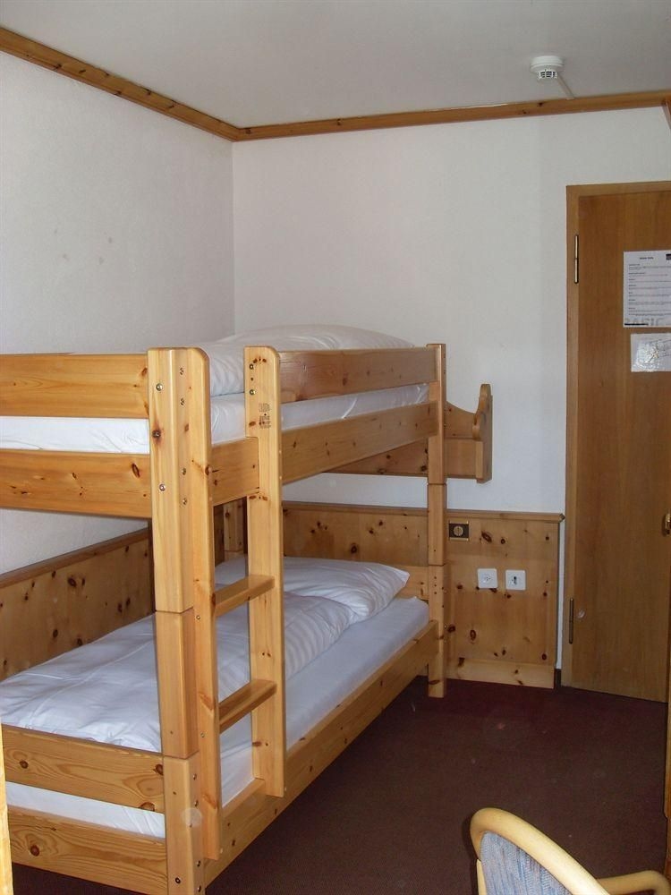 Basic Hotel2