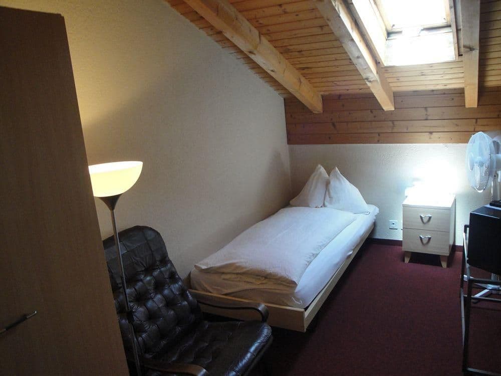Alpha Thun Alpha Thun