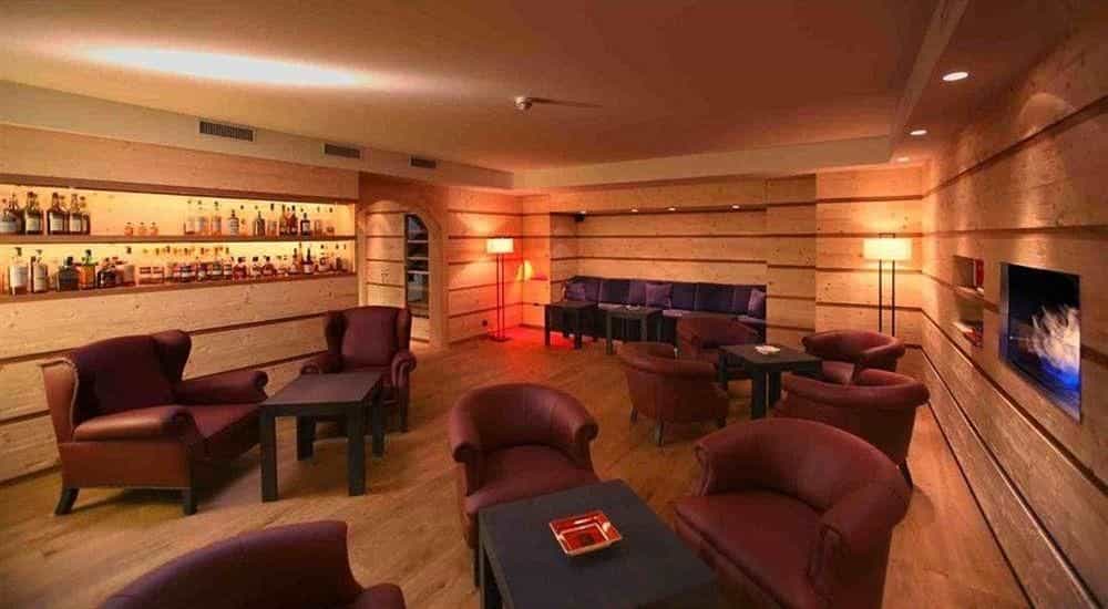Bernerhof Swiss Quality Hotel Gstaad Bernerhof Swiss Quality Hotel Gstaad