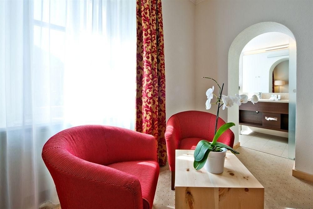 Hotel Engiadina2